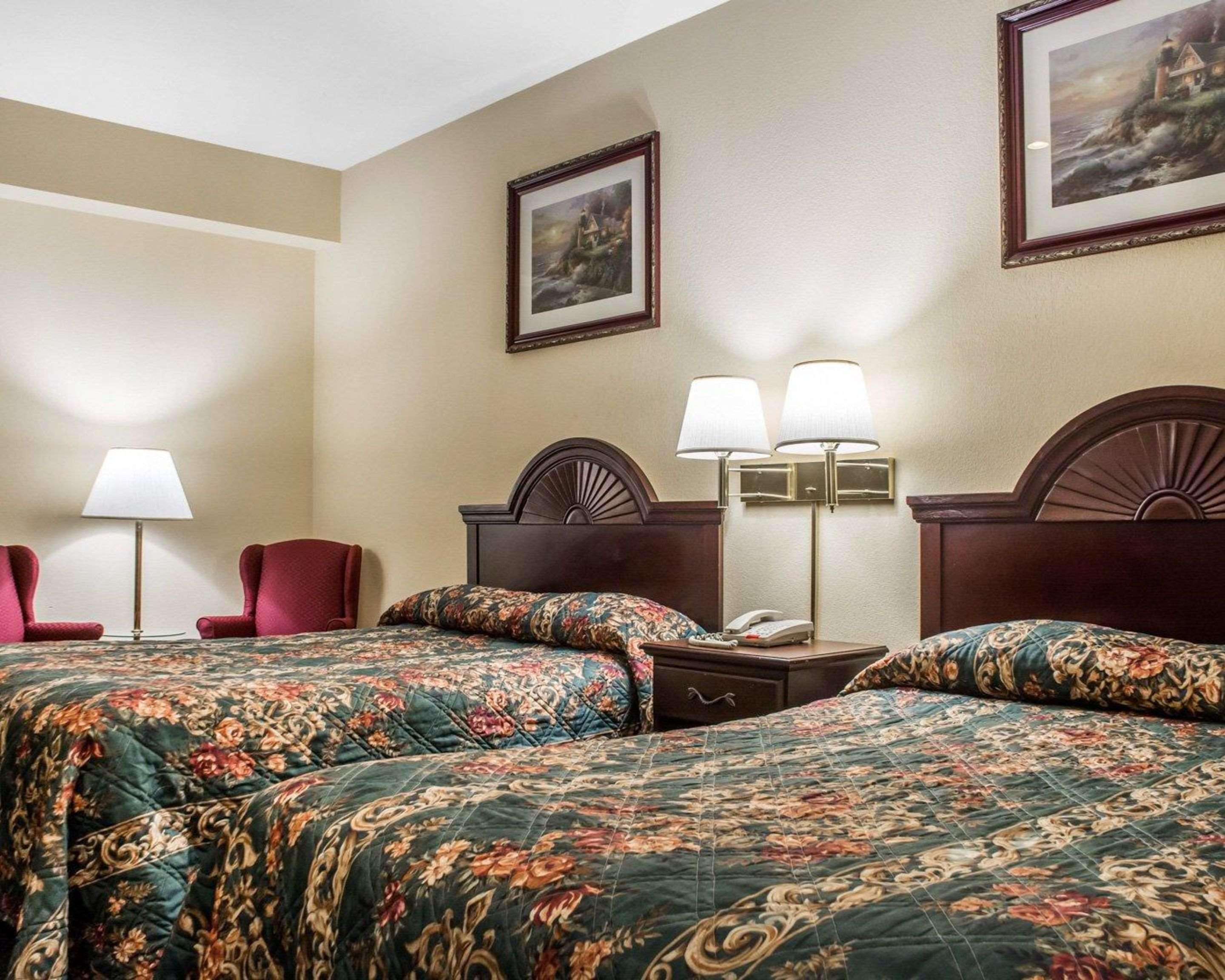 Econo Lodge & Suites Airport North Syracuse Kültér fotó