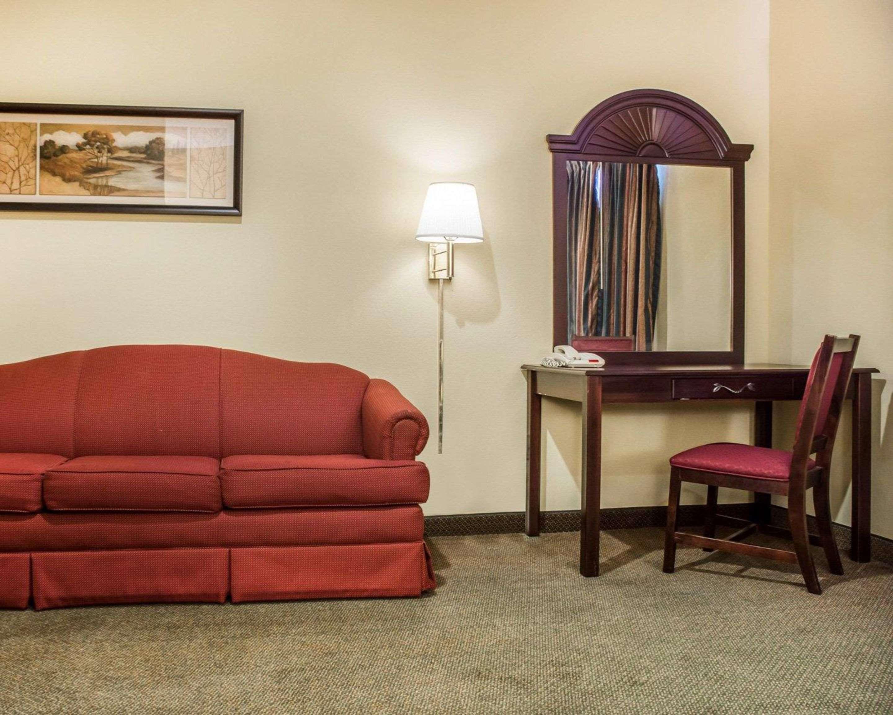 Econo Lodge & Suites Airport North Syracuse Kültér fotó