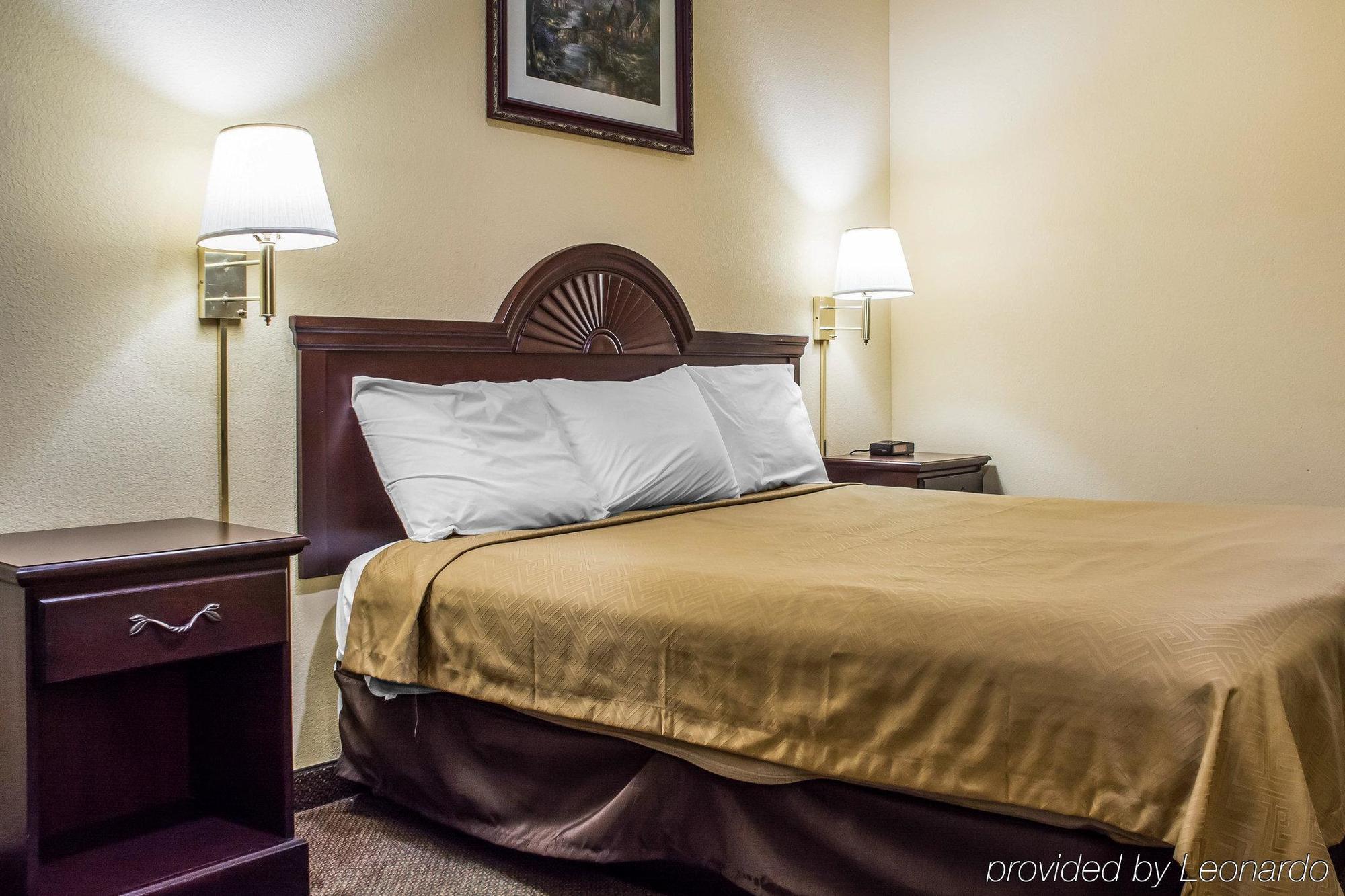 Econo Lodge & Suites Airport North Syracuse Kültér fotó