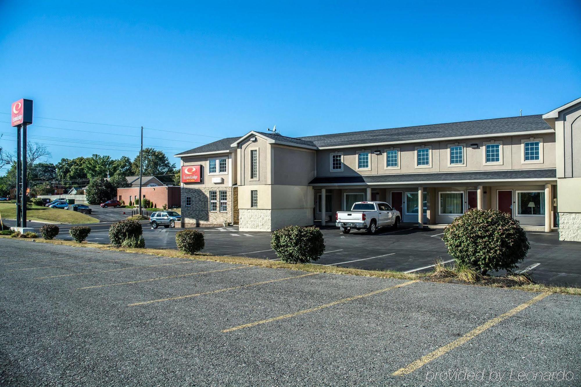 Econo Lodge & Suites Airport North Syracuse Kültér fotó